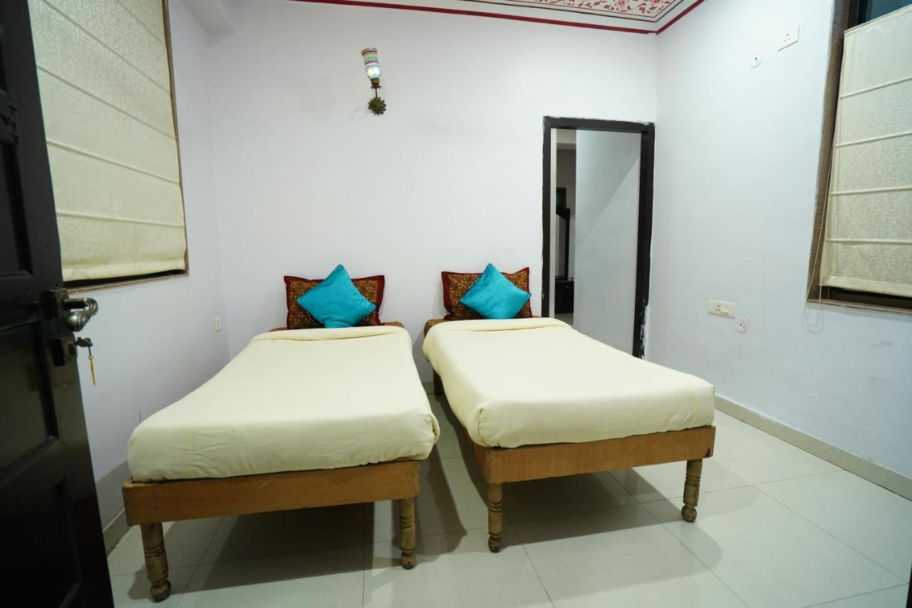 Hotel Jal Mahal Haveli Jaipur Ngoại thất bức ảnh